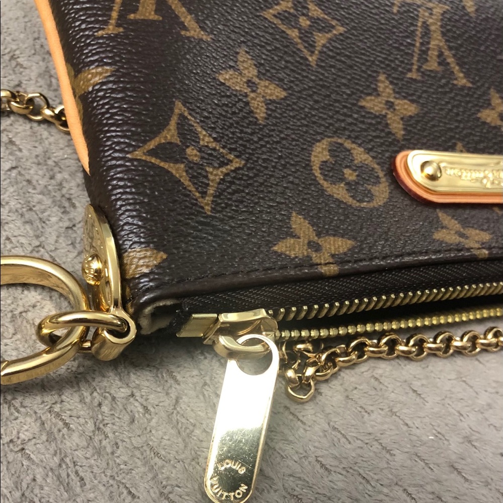 LOUIS VUITTON Pochette Milla - Picture 10 of 10